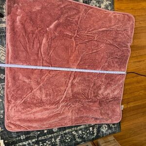 Plush Rose Pink Square Throw Blanket
